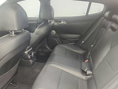 Used 2021 Kia Stinger GT1 RWD image 19