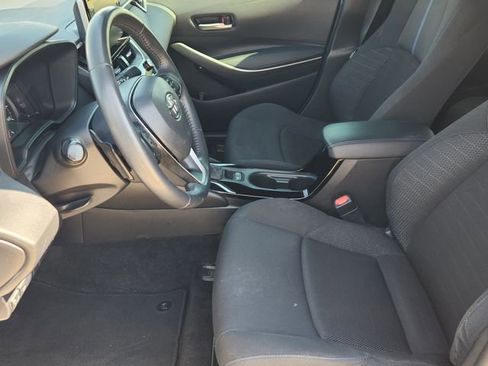 Used 2020 Toyota Corolla SE w/ SE Premium Package image 9