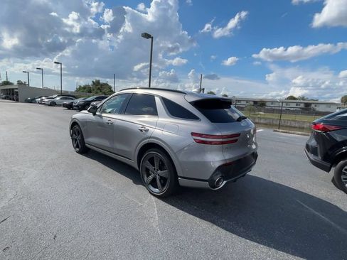 Used 2022 Genesis GV70 3.5T Sport w/ Sport Prestige Package AWD/4WD image 7