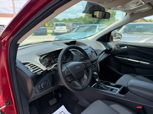 Used 2017 Ford Escape SE AWD/4WD image 11