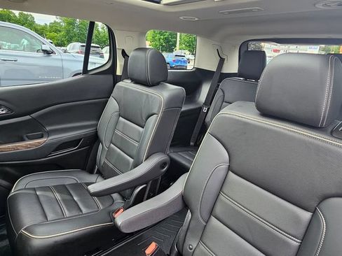 Used 2022 GMC Acadia Denali w/ GMC Pro Grade Package AWD/4WD image 27