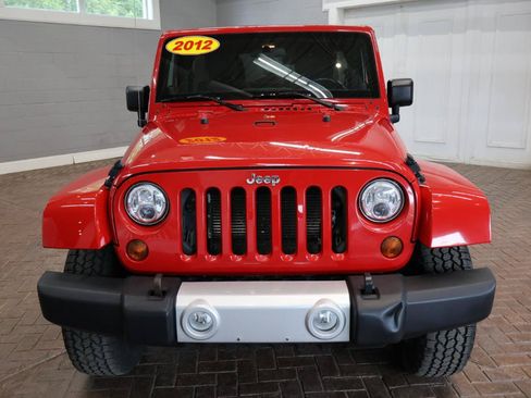 Used 2012 Jeep Wrangler Unlimited Sahara w/ Dual Top Group AWD/4WD image 2