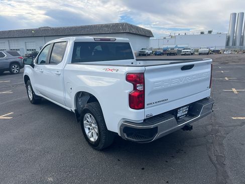 Used 2025 Chevrolet Silverado 1500 LT AWD/4WD image 5