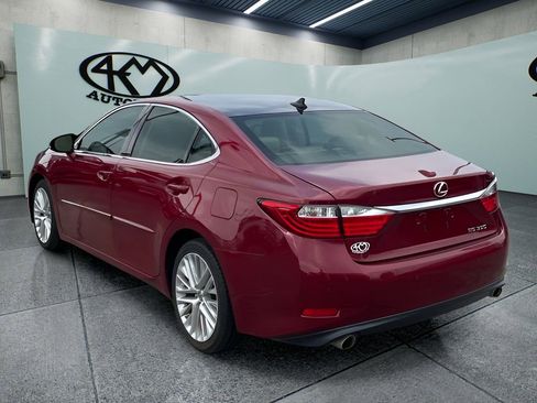 Used 2015 Lexus ES 350 w/ Ultra Luxury Package FWD image 6