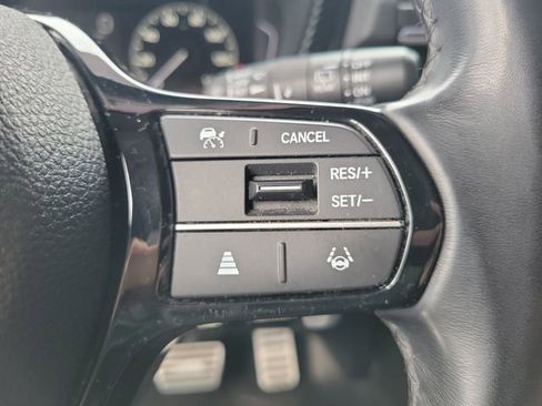 Used 2024 Honda Pilot Touring image 33