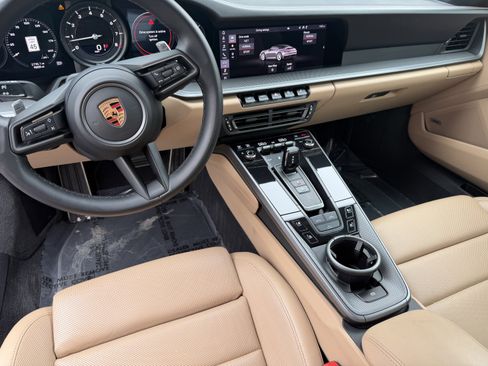 Certified 2020 Porsche 911 Carrera 4S image 17