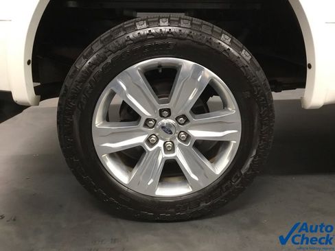 Used 2019 Ford F150 Platinum w/ Equipment Group 701A Luxury AWD/4WD image 24