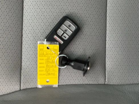 Used 2017 Honda Accord EX-L image 24