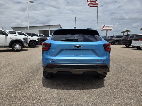 Used 2025 Chevrolet Trax ACTIV w/ Driver Confidence Package FWD image 6