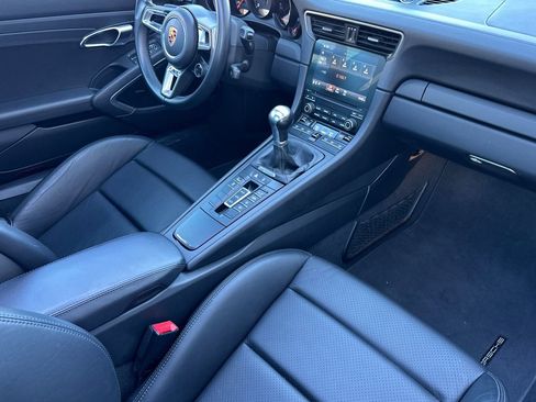 Used 2019 Porsche 911 Carrera GTS image 17