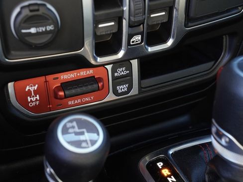 Used 2021 Jeep Wrangler Unlimited Rubicon image 19