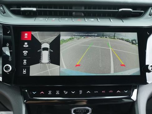New 2026 Jeep Grand Cherokee L Limited w/ Luxury Tech Group II AWD/4WD image 30
