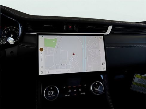 Used 2025 Jaguar F-PACE R-Dynamic S image 30