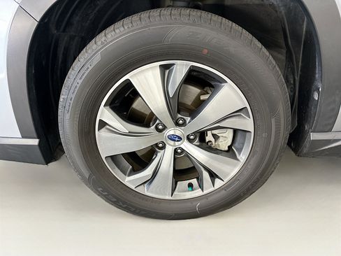 Used 2023 Subaru Ascent Premium w/ Convenience Package AWD/4WD image 36