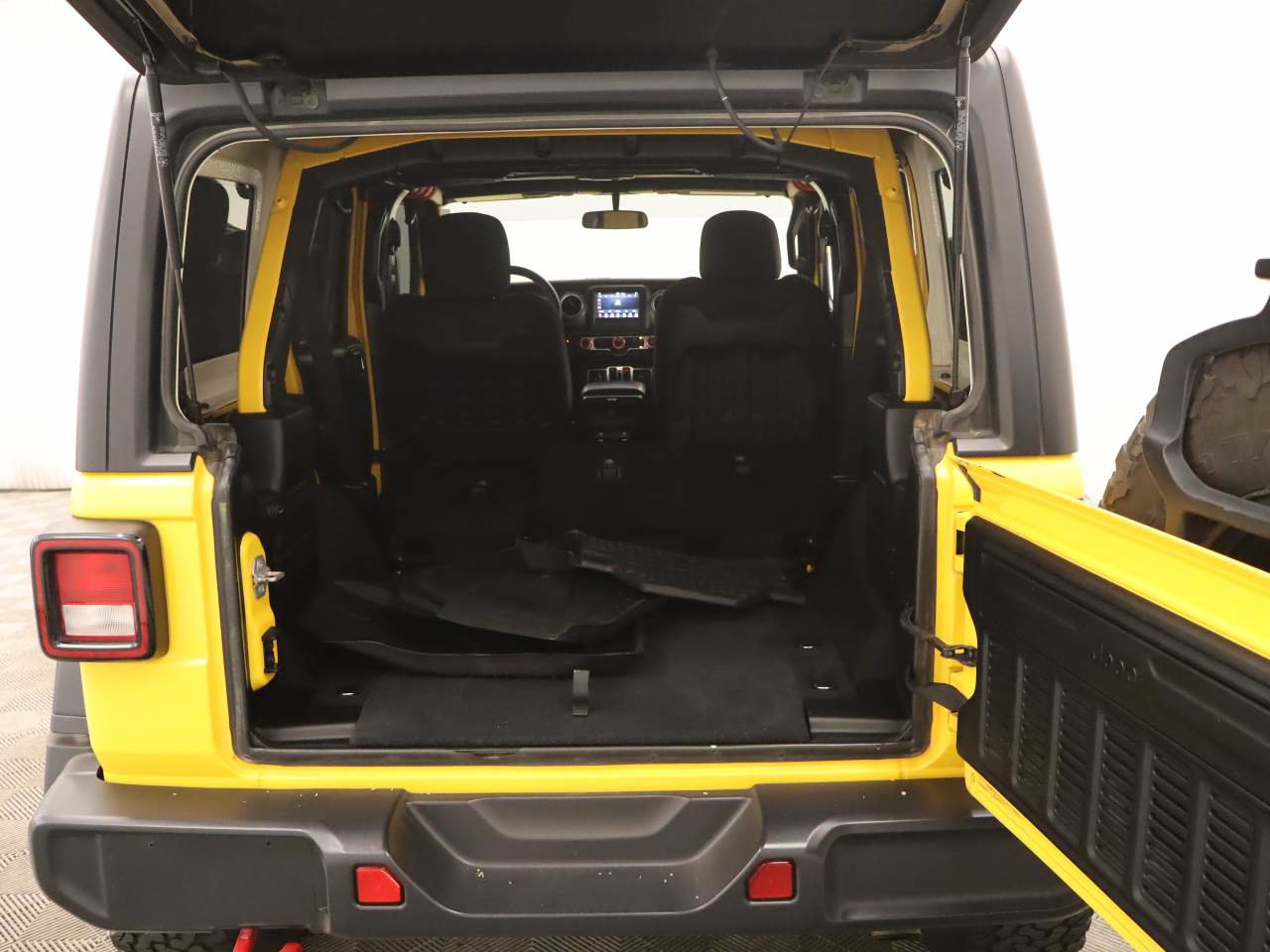 Used 2019 Jeep Wrangler Unlimited Rubicon AWD/4WD image 20