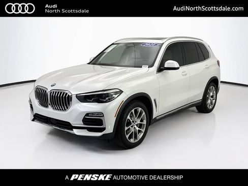 Used 2021 BMW X5 xDrive40i w/ Premium Package 2 AWD/4WD image 1