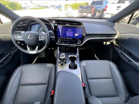 Used 2024 Lexus RZ 300e Premium image 15