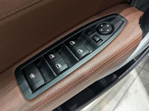 Used 2015 BMW 228i Convertible image 11