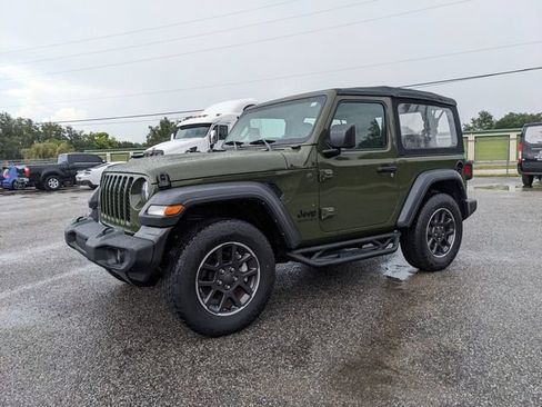 Used 2024 Jeep Wrangler Sport AWD/4WD image 8