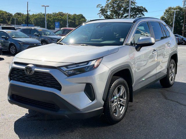 Used 2024 Toyota RAV4 XLE w/ Convenience Package FWD image 8