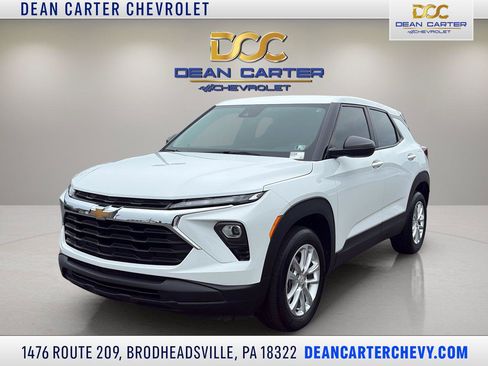 Used 2024 Chevrolet TrailBlazer LS AWD/4WD image 1