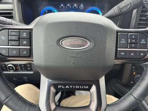 New 2026 Ford F250 Platinum w/ FX4 Off-Road Package AWD/4WD image 11