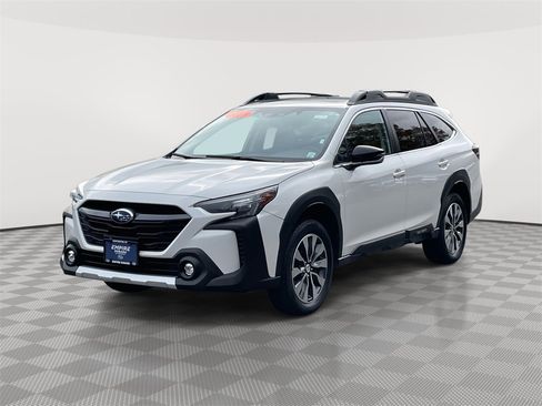 Used 2023 Subaru Outback Limited XT image 3