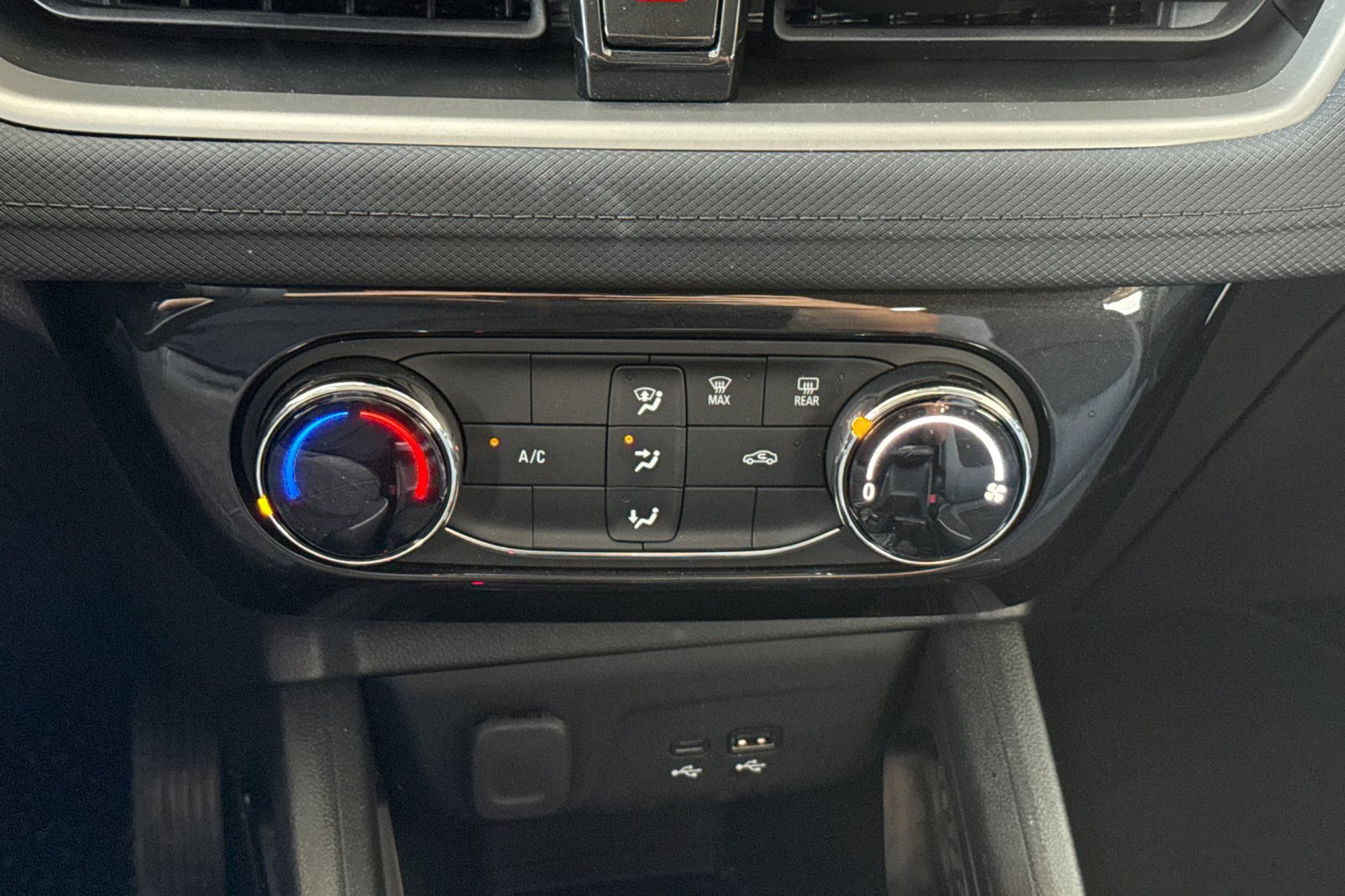 Used 2026 Chevrolet TrailBlazer LT w/ Driver Confidence Package FWD image 30