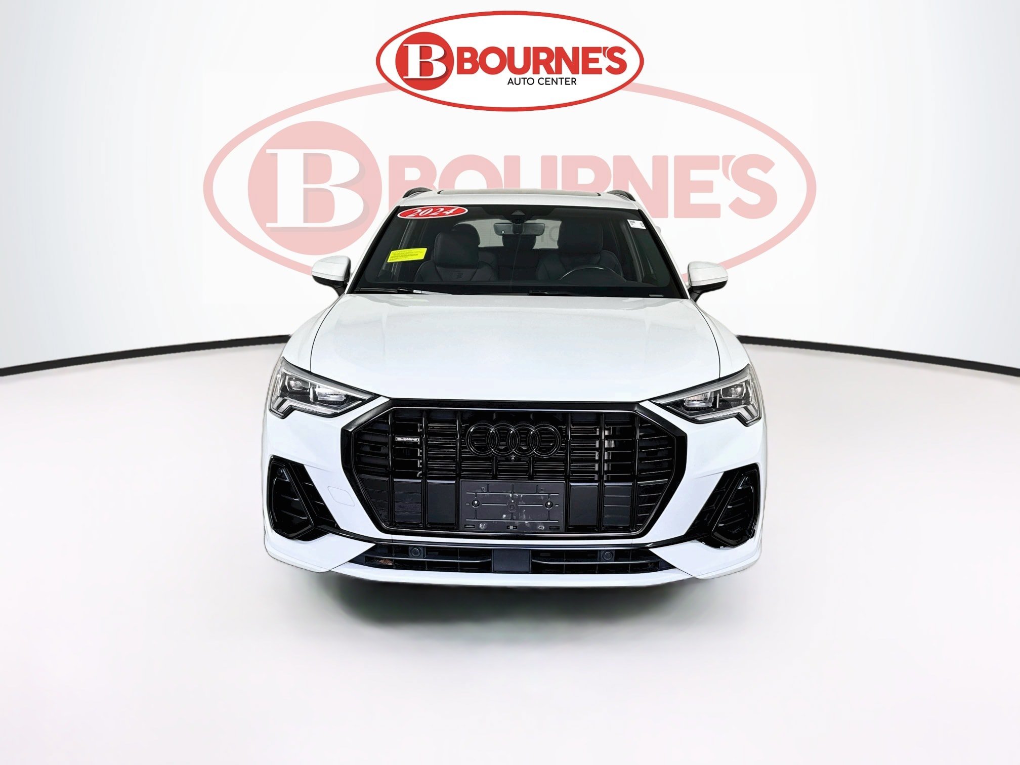 Used 2024 Audi Q3 2.0T Premium Plus w/ Premium Plus Package AWD/4WD image 6