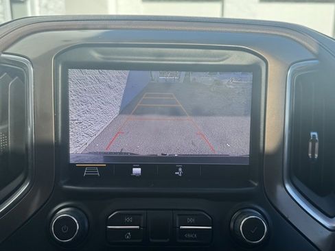 Used 2019 Chevrolet Silverado 1500 High Country image 42