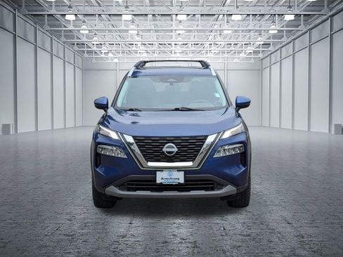Used 2022 Nissan Rogue SV w/ SV Premium Package image 8