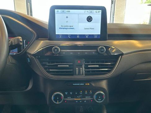 Certified 2024 Ford Escape Active AWD/4WD image 5