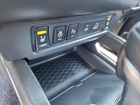 Certified 2023 Nissan Frontier SV w/ SV Convenience Package AWD/4WD image 20