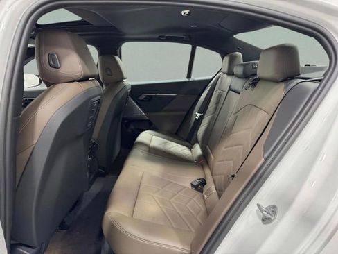 New 2026 BMW 530i xDrive w/ Premium Package AWD/4WD image 10