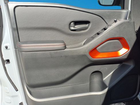 New 2026 Nissan Frontier PRO-4X w/ Pro-4x Convenience Package image 14