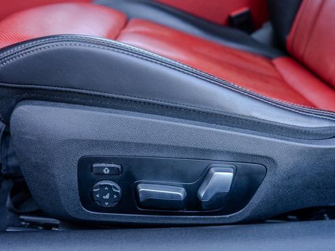 Used 2023 BMW M850i xDrive Coupe w/ M Sport Professional Package image 18