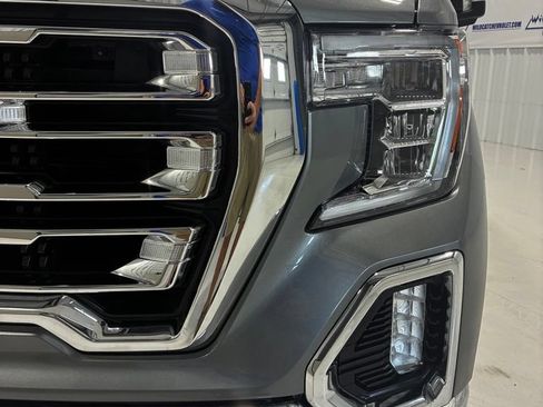 Used 2022 GMC Sierra 1500 SLT w/ SLT Convenience Package AWD/4WD image 12