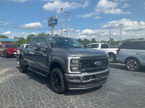 New 2026 Ford F250 XL w/ STX Appearance Package AWD/4WD image 3