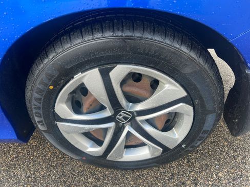 Used 2016 Honda Civic LX image 9