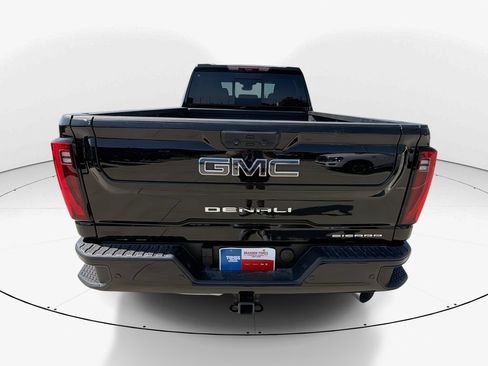 Used 2024 GMC Sierra 3500 Denali Ultimate AWD/4WD image 22