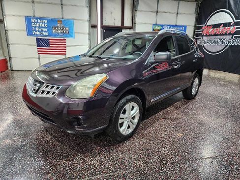 Used 2015 Nissan Rogue S w/ Convenience Package image 3