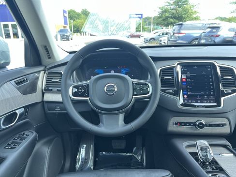 Used 2024 Volvo XC90 B6 Ultimate AWD/4WD image 16
