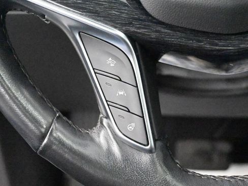 Used 2023 Cadillac XT5 Premium Luxury image 36