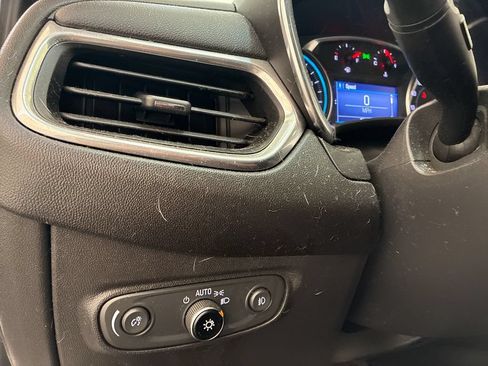 Used 2020 Chevrolet Equinox LT AWD/4WD image 25