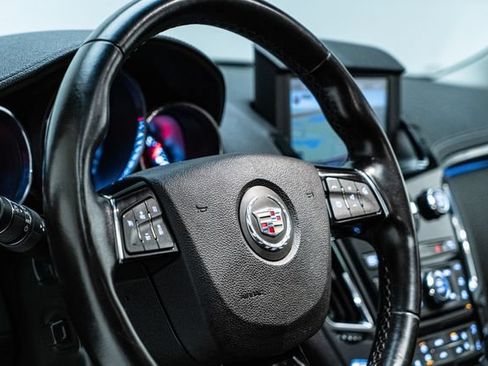Used 2014 Cadillac CTS V RWD image 23
