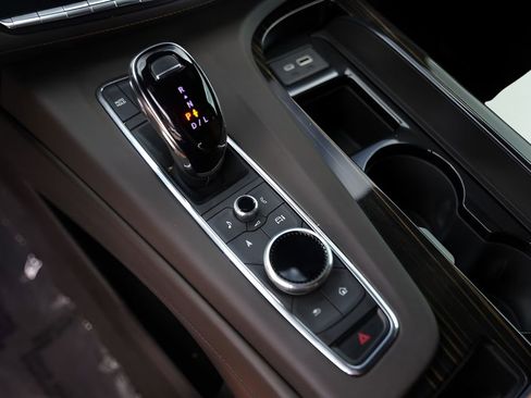 Used 2024 Cadillac Escalade Sport w/ LPO, ONYX Package image 24