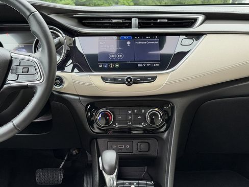 Used 2023 Buick Encore GX Preferred w/ Cold Weather Comfort Package FWD image 13