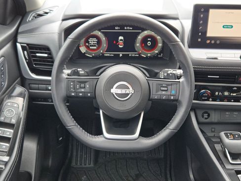 Used 2024 Nissan Rogue SL w/ SL Premium Package FWD image 20