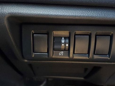 Certified 2024 Subaru Outback 2.5i image 33