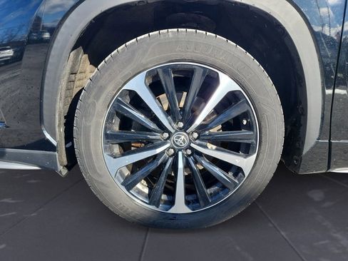 Used 2021 Toyota Highlander XSE image 14